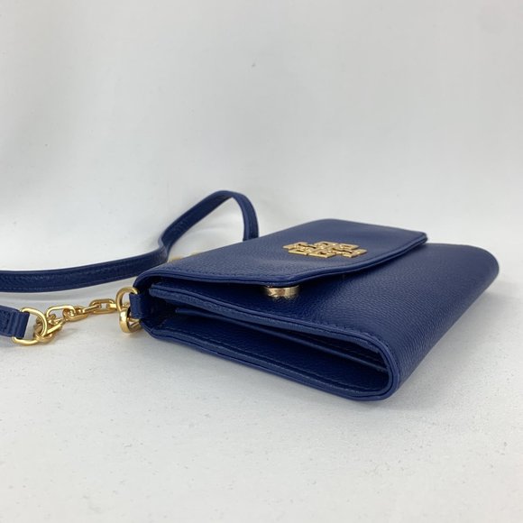 Tory Burch Britten Chain Wallet in Fresh Blueberry - Picture 3 of 8